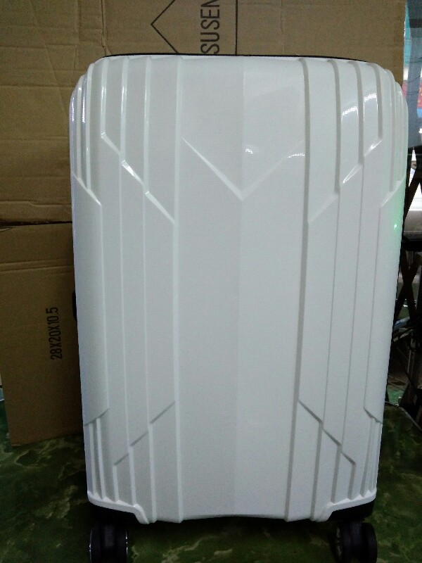 8f59a-91100016-ppc-luggage-l-f-white-600x800.jpg